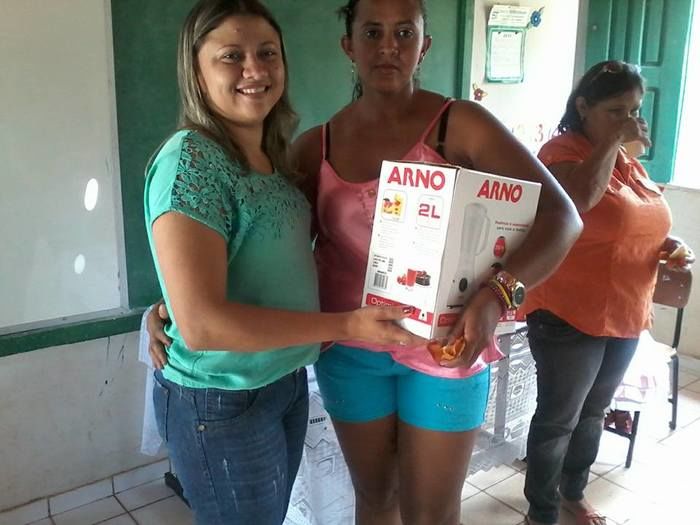 Mães da comunidade Boa Vista são homenageadas pela Escola Maria Vitória - Imagem 1