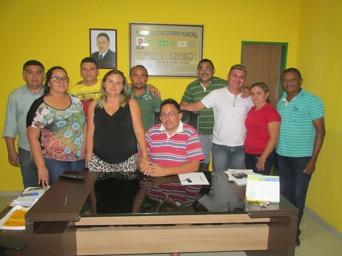 Prefeito Walter Alencar se reúne com Secretários para traçar metas  - Imagem 2