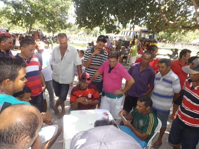 Prefeito Zé Henrique inaugura mais estradas, dois pontilhões e energia elétrica na zona rural  - Imagem 22