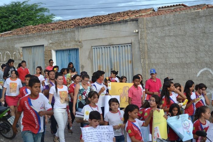 Caminhada marca o dia Nacional do Combate ao Abuso e à Exploração Sexual de Crianças e Adolescentes em Alegrete - Imagem 54