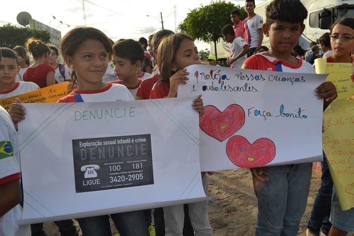 Caminhada marca o dia Nacional do Combate ao Abuso e à Exploração Sexual de Crianças e Adolescentes em Alegrete - Imagem 1