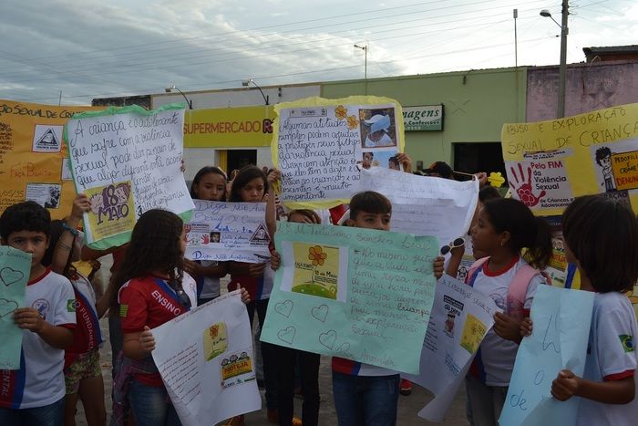 Caminhada marca o dia Nacional do Combate ao Abuso e à Exploração Sexual de Crianças e Adolescentes em Alegrete - Imagem 76