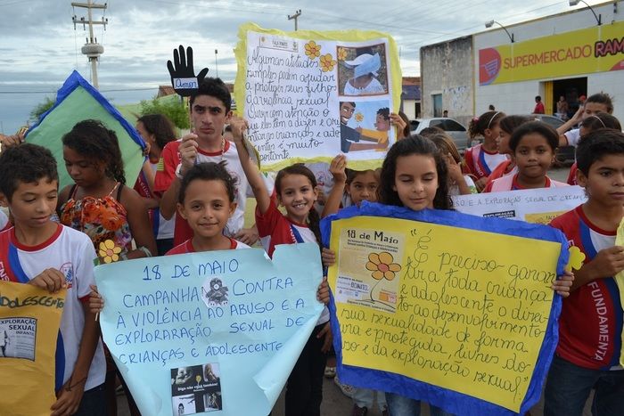 Caminhada marca o dia Nacional do Combate ao Abuso e à Exploração Sexual de Crianças e Adolescentes em Alegrete - Imagem 71
