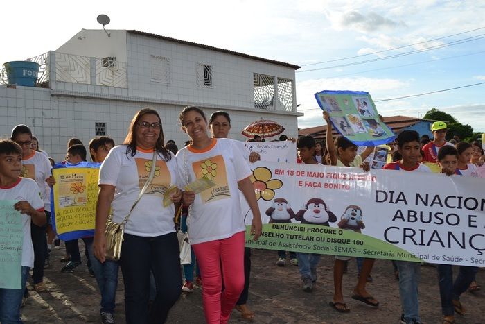 Caminhada marca o dia Nacional do Combate ao Abuso e à Exploração Sexual de Crianças e Adolescentes em Alegrete - Imagem 29