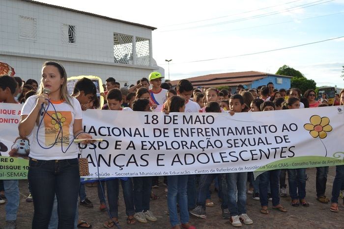 Caminhada marca o dia Nacional do Combate ao Abuso e à Exploração Sexual de Crianças e Adolescentes em Alegrete - Imagem 30