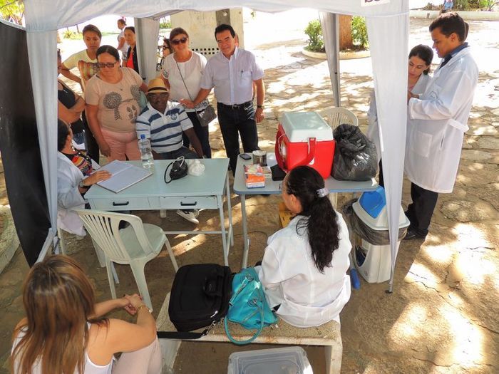 Município promove festa popular e distribui presentes aos trabalhadores - Imagem 8