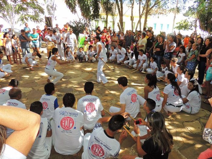 Município promove festa popular e distribui presentes aos trabalhadores - Imagem 12