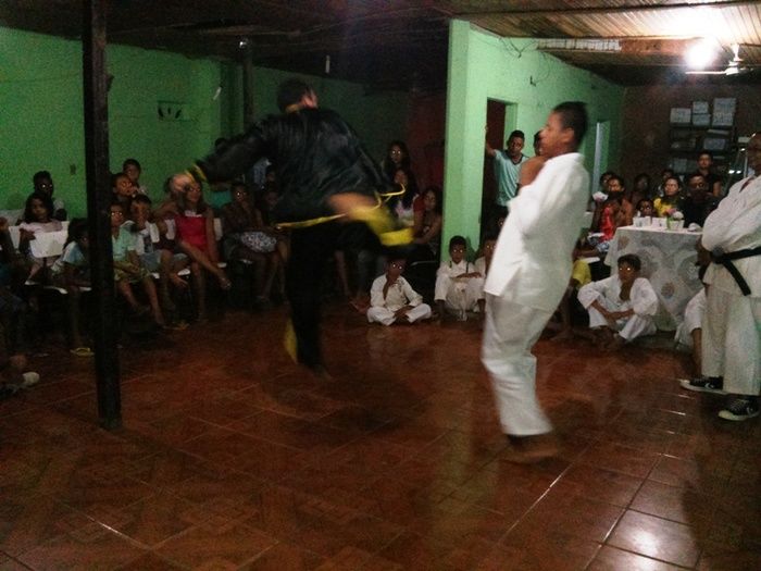 Prefeito Delano Parente faz apresentação de Kung Fu em abertura do Programa Mais Educação  - Imagem 2