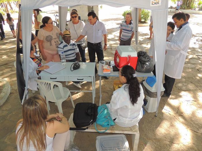 Município promove festa popular e distribui presentes aos trabalhadores - Imagem 6