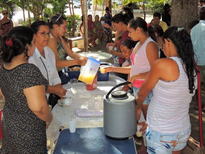 Município promove festa popular e distribui presentes aos trabalhadores - Imagem 20