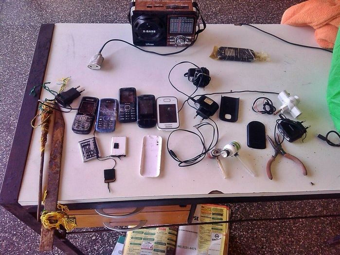 Vistoria encontra celulares e carregadores na Penitenciária de Parnaíba - Imagem 1