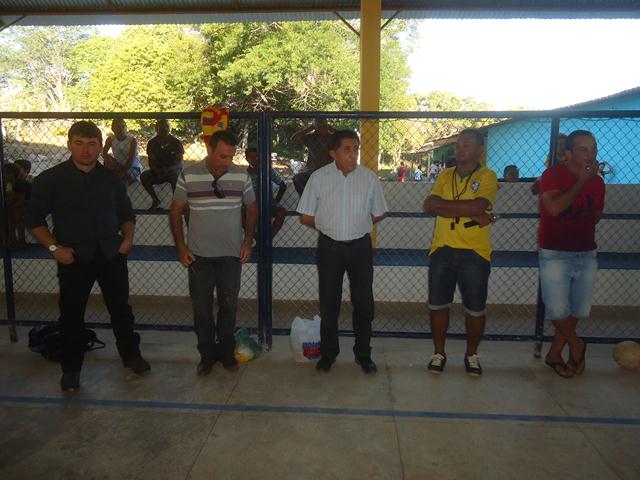 Quadra Poliesportiva da Comunidade Brejo da Fortaleza é Aberto Para os Jogos - Imagem 1