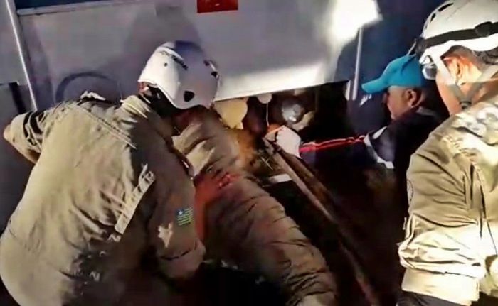 Homem fica preso embaixo de ônibus enquanto tentava furtar peças - Imagem 1