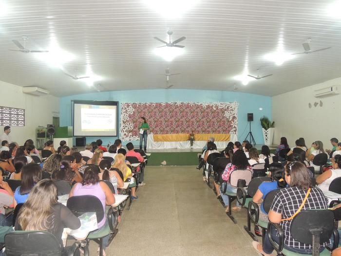 Prefeitura realiza conferência para elaborar Plano Municipal de Educação - Imagem 16