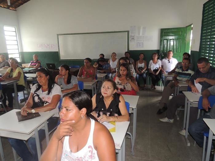 Prefeitura realiza conferência para elaborar Plano Municipal de Educação - Imagem 14