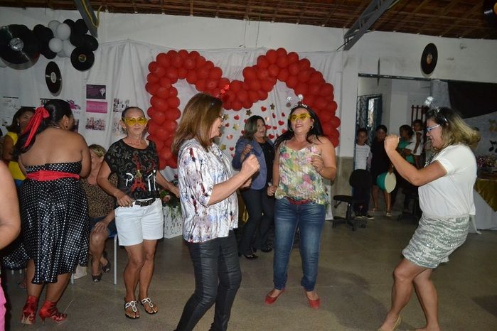 Colégio do Estado realiza tradicional festa de Dia das Mães - Imagem 109