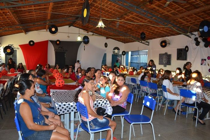Colégio do Estado realiza tradicional festa de Dia das Mães - Imagem 34
