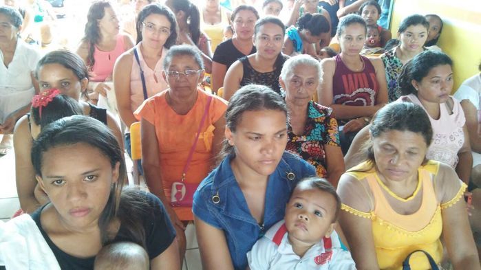 Creche Tia Cecília realiza festa das mães - Imagem 6