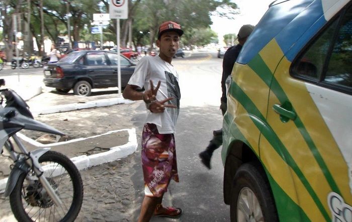 Jovem é preso no Centro de Parnaíba com arma e munição - Imagem 3
