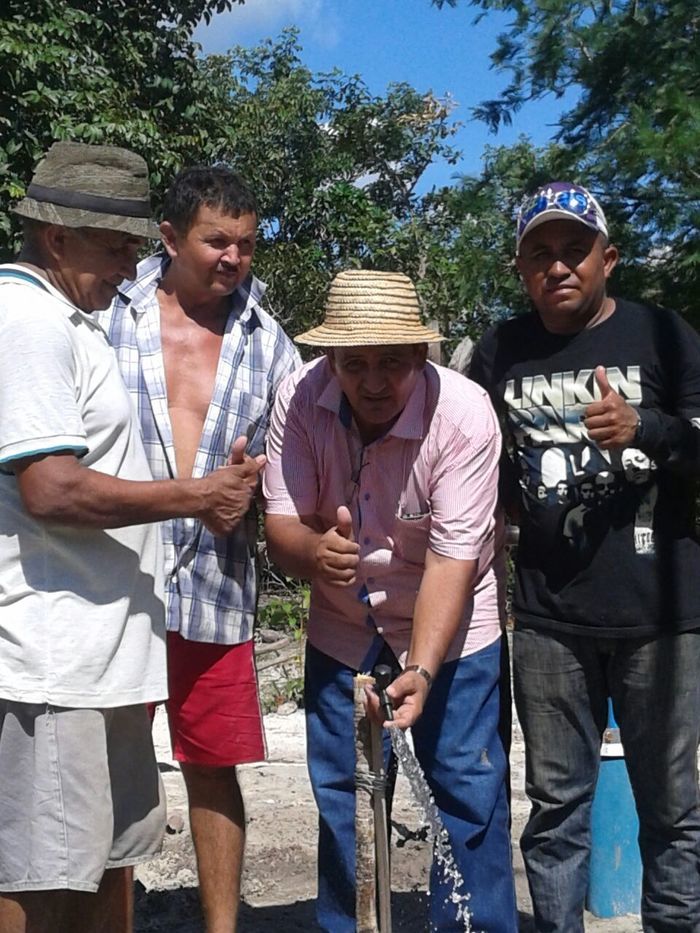 Prefeito Zé Resende coloca água encanada em mais uma comunidade - Imagem 11