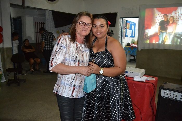 Colégio do Estado realiza tradicional festa de Dia das Mães - Imagem 102