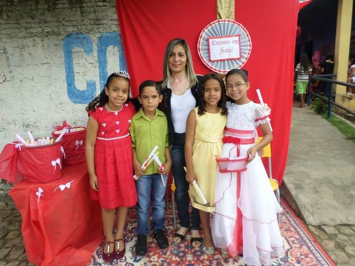 Continuam as homenagens às mães de alunos da rede municipal remediense - Imagem 9