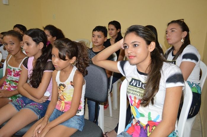 NUCA realiza 3ª oficina sobre Redes Sociais e Educação uma Relação de Amor e Ódio - Imagem 5