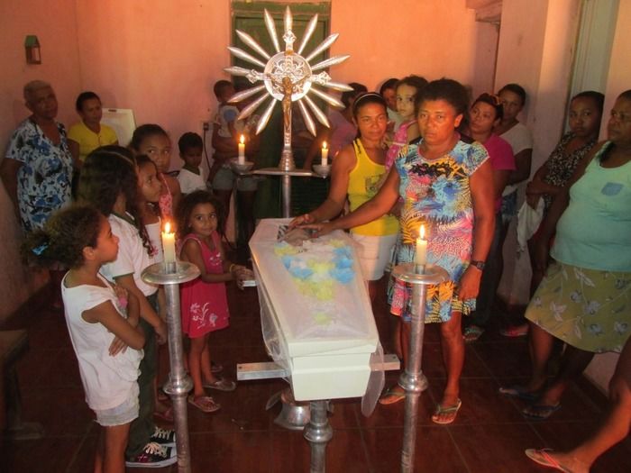 Emoção e tristeza marca o enterro de Ranyhelison de 4 anos em Agricolândia - Imagem 7