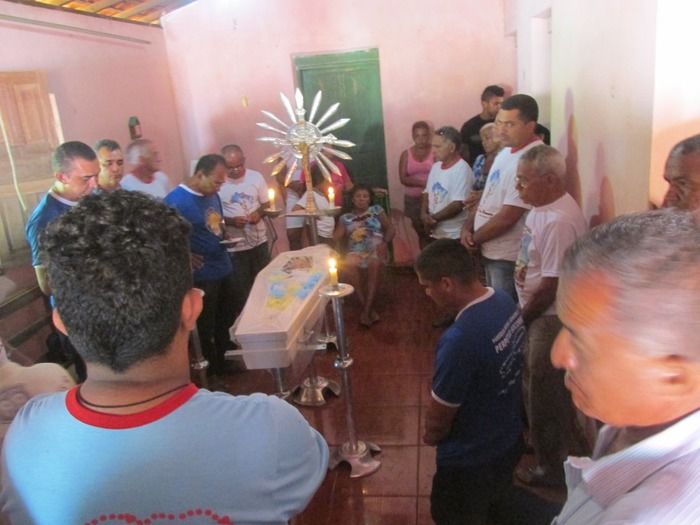 Emoção e tristeza marca o enterro de Ranyhelison de 4 anos em Agricolândia - Imagem 2