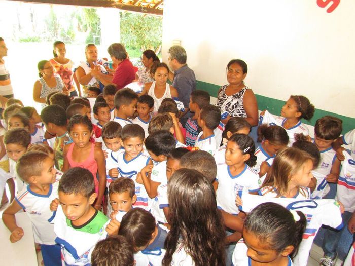 Prefeitura de Barras distribuiu mais fardamento escolar nas escolas da zona rural - Imagem 16