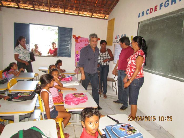 Prefeitura de Barras distribuiu mais fardamento escolar nas escolas da zona rural - Imagem 6