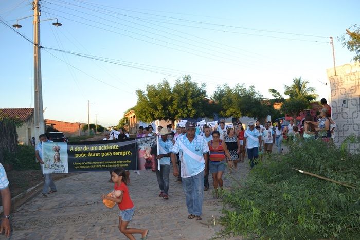 Festejos da padroeira da cidade iniciaram nesta segunda - Imagem 24