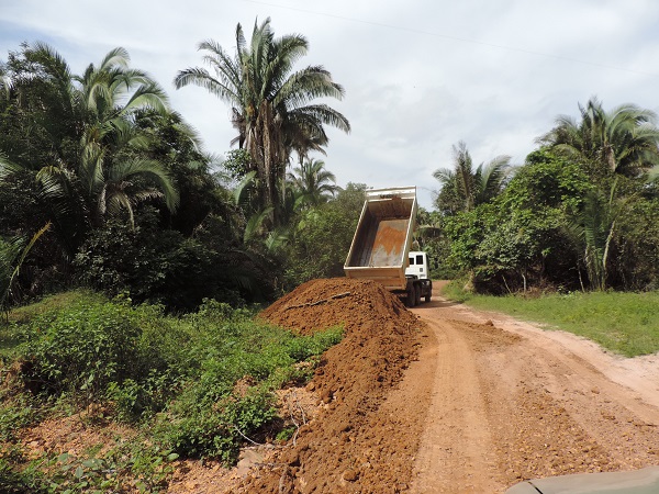 Prefeitura Municipal inicia operação para recuperar estradas na zona rural - Imagem 2