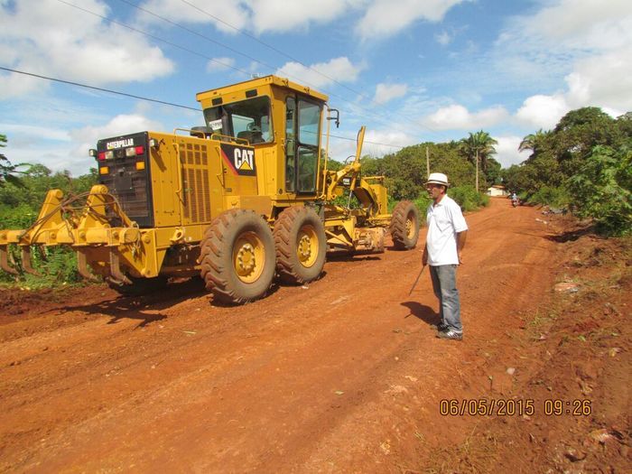 Prefeitura de Barras recupera trecho crítico que liga dois bairros - Imagem 13