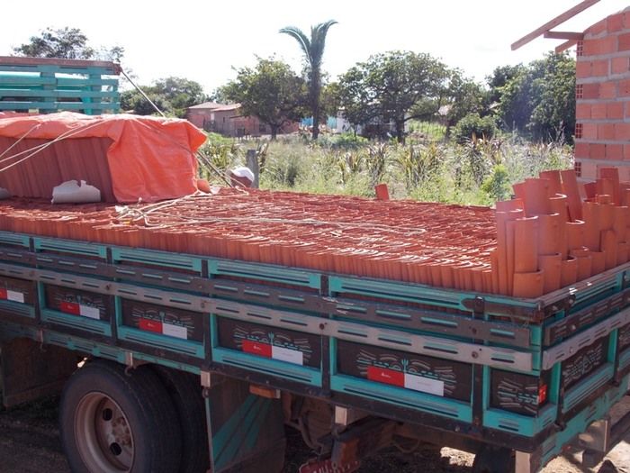 Secretaria de Assistência Social fez entrega de telhado de casa que sofreu incêndio - Imagem 8