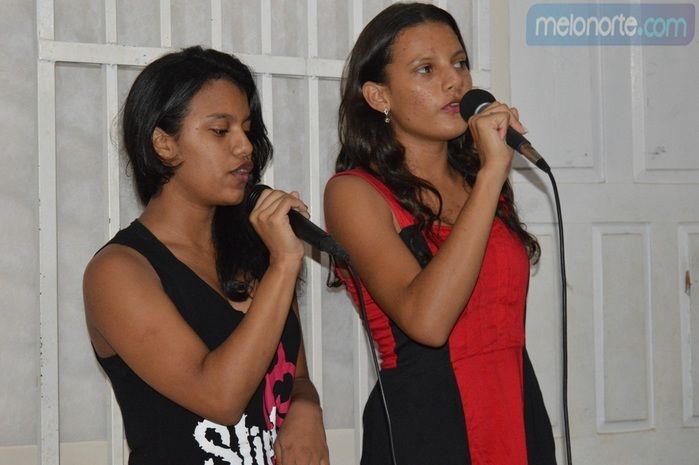 Equipe realiza comemoração em homenagem as Mães do SCFV  - Imagem 32