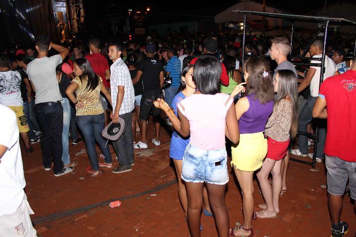 Banda Muleke Doido encerra programação de Aniversário de 53 anos de Francinópolis - Imagem 21