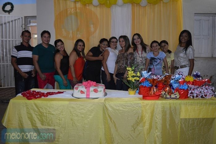 Equipe realiza comemoração em homenagem as Mães do SCFV  - Imagem 6