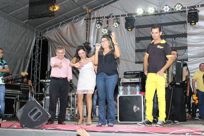 Banda Muleke Doido encerra programação de Aniversário de 53 anos de Francinópolis - Imagem 68