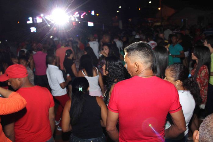 Banda Muleke Doido encerra programação de Aniversário de 53 anos de Francinópolis - Imagem 54