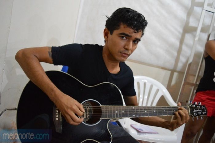 Equipe realiza comemoração em homenagem as Mães do SCFV  - Imagem 37