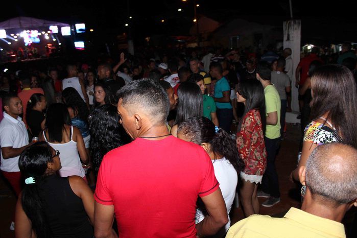 Banda Muleke Doido encerra programação de Aniversário de 53 anos de Francinópolis - Imagem 55