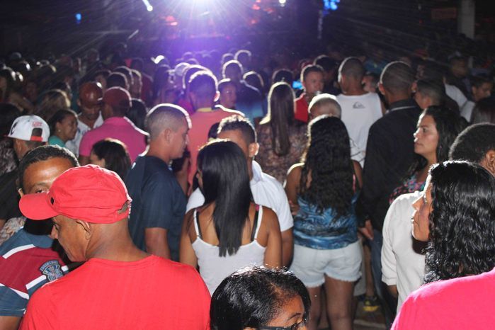 Banda Muleke Doido encerra programação de Aniversário de 53 anos de Francinópolis - Imagem 51