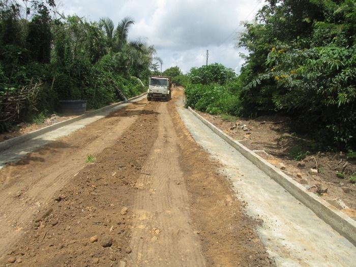 Secretaria de Obras e transporte recupera estradas para facilitar no transporte Agricola - Imagem 7