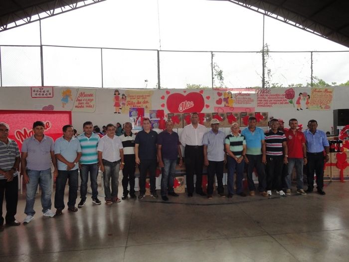 Multidão comparece à festa de homenagens às mães em N. S. dos Remédios - Imagem 25