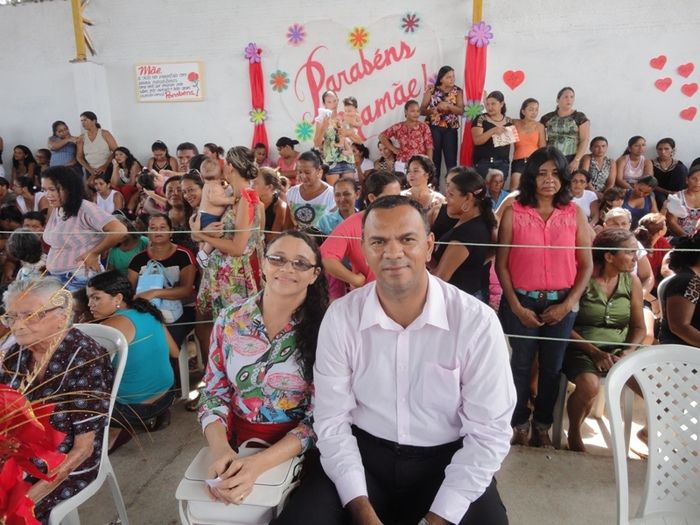 Multidão comparece à festa de homenagens às mães em N. S. dos Remédios - Imagem 23
