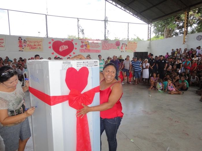 Multidão comparece à festa de homenagens às mães em N. S. dos Remédios - Imagem 82