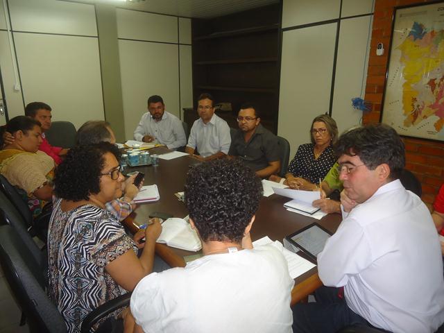 A prefeita Socorro Bandeira participa de importante reunião na sede da SDR - Imagem 8