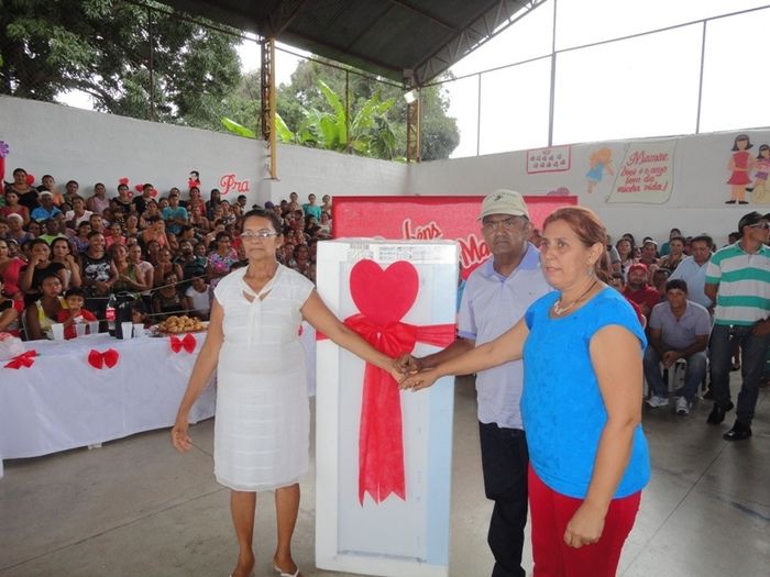 Multidão comparece à festa de homenagens às mães em N. S. dos Remédios - Imagem 51