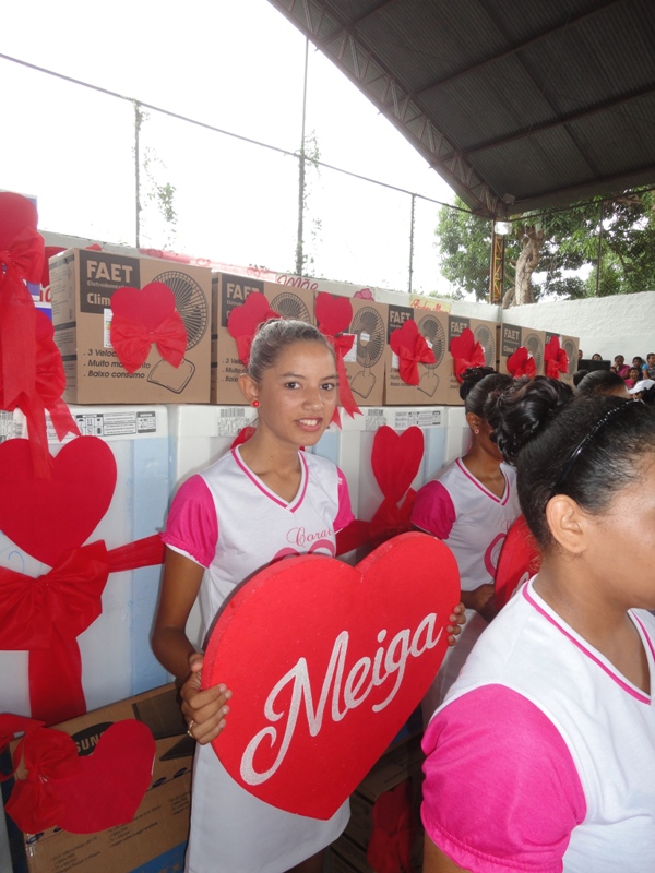 Multidão comparece à festa de homenagens às mães em N. S. dos Remédios - Imagem 47